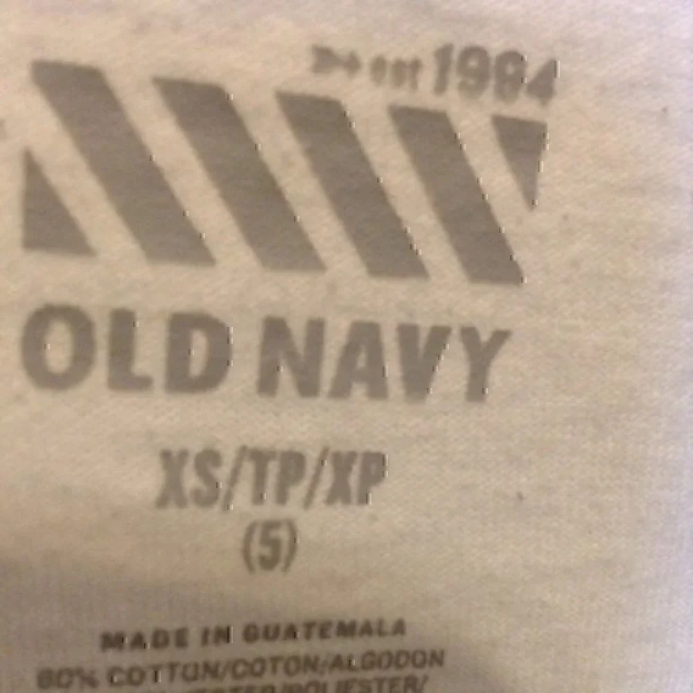 Boys Old Navy long sleeve size 5